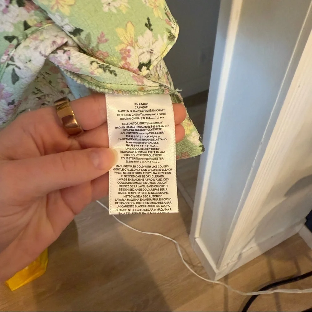 BCBGeneration Ditsy Floral Smocked Waist Tiered Skirt Ruffle Mini Dress Sz Large - Picture 6 of 13